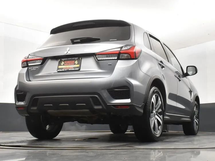 Used 2025 Mitsubishi Outlander Sport SE AWD/4WD image 13