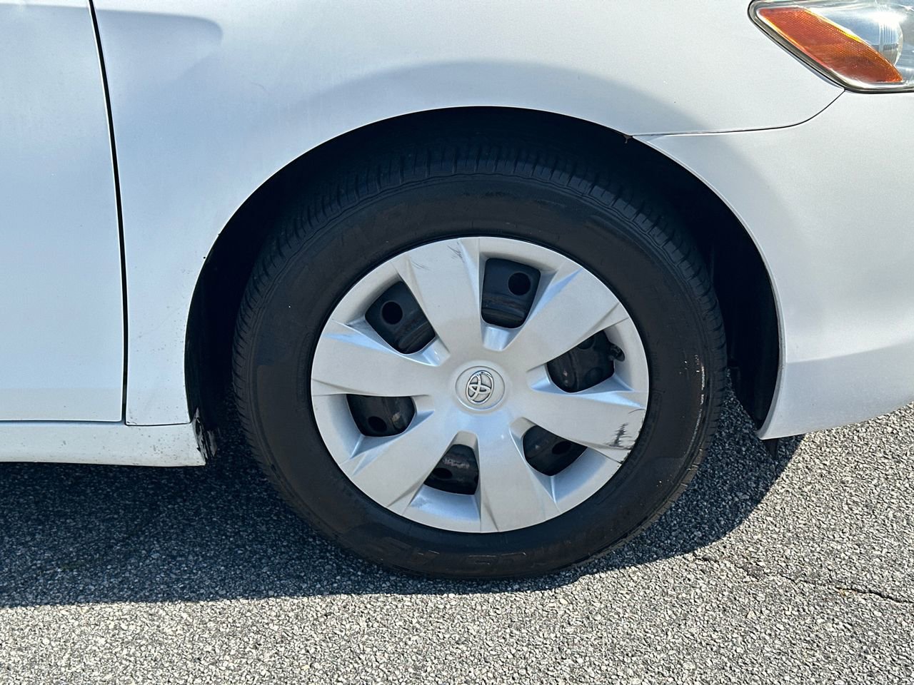 Used 2009 Toyota Camry LE image 12