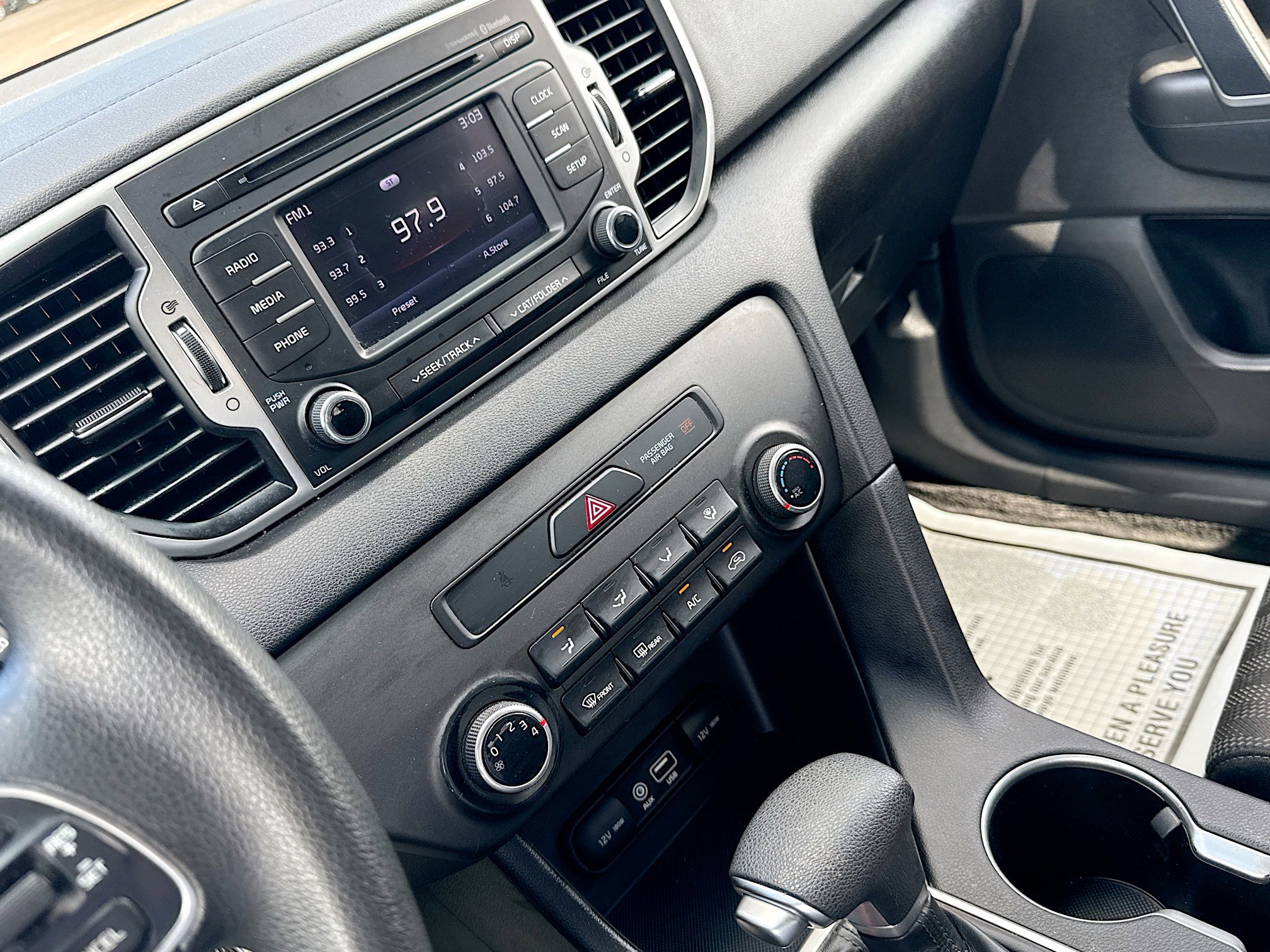 Used 2019 Kia Sportage LX image 25