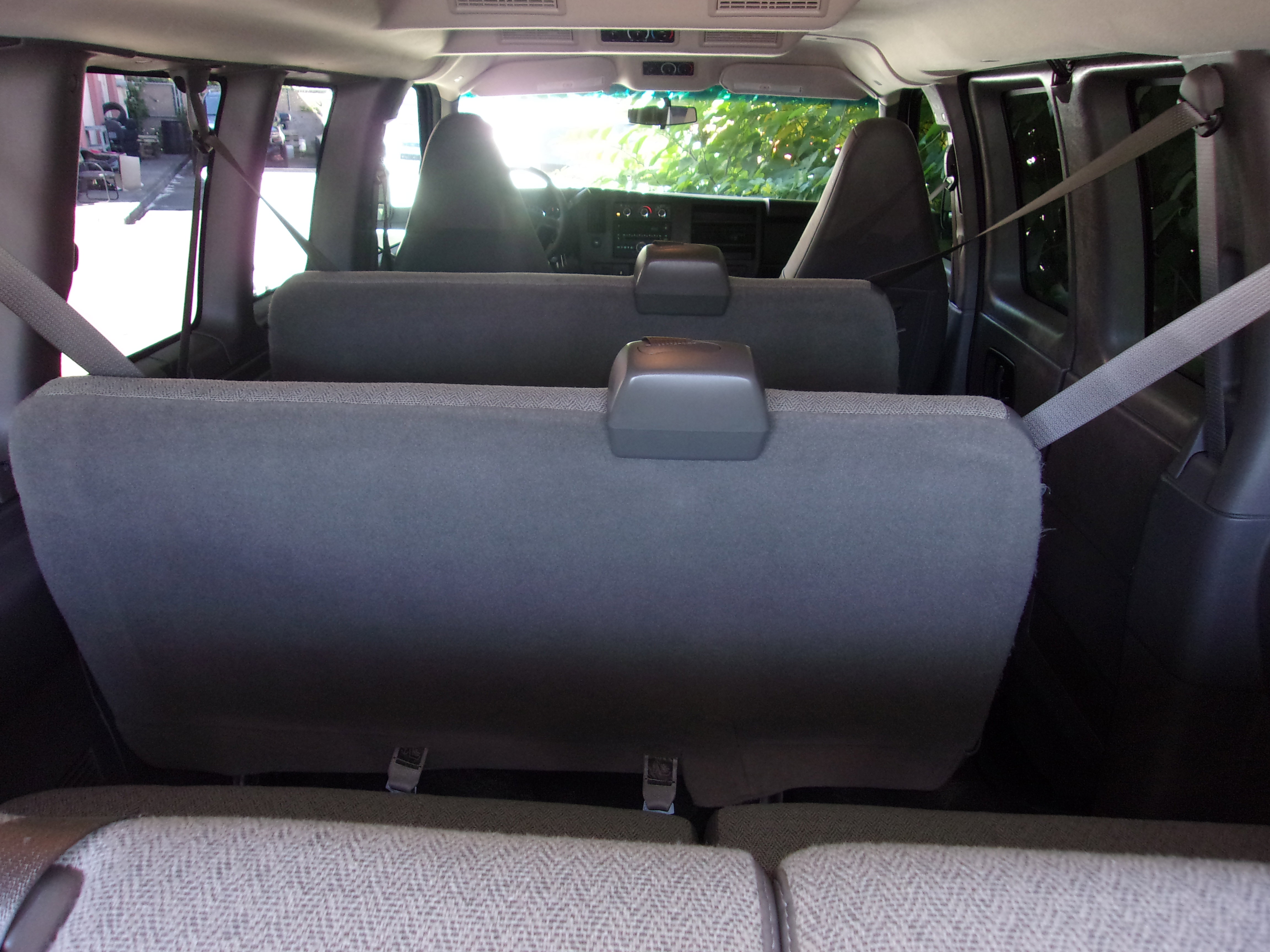 Used 2016 Chevrolet Express 3500 LT w/ LT Preferred Equipment Group image 17