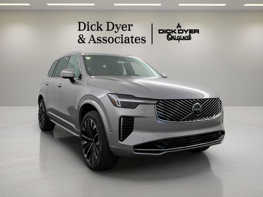 Certified 2026 Volvo XC90 B5 Plus w/ Protection Package Premier AWD/4WD image 1