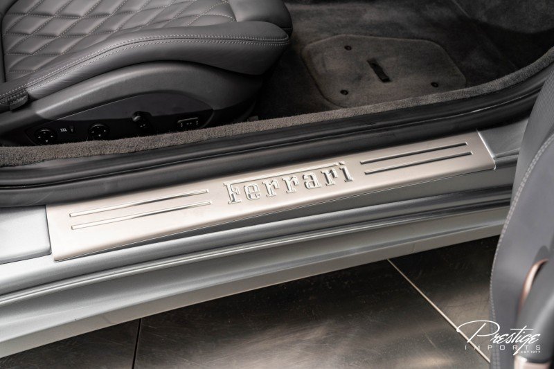 Used 2014 Ferrari California image 42