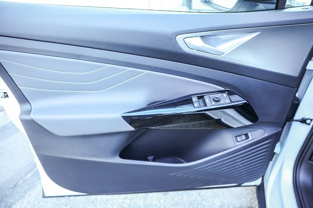 New 2026 Volkswagen ID.4 Pro S image 32