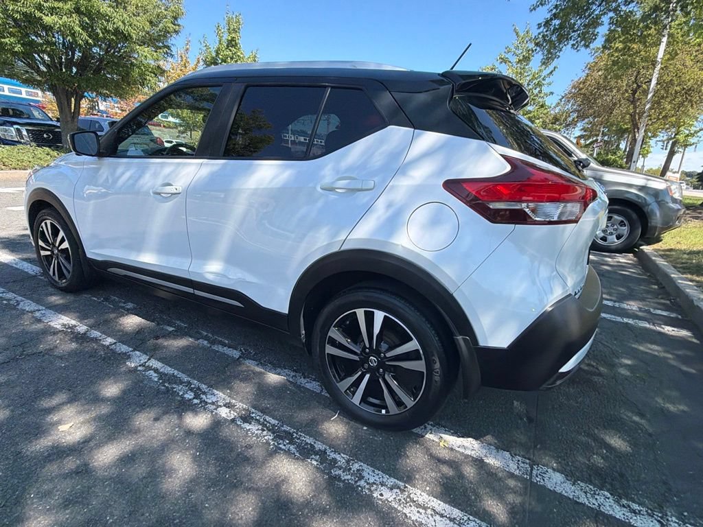 Used 2019 Nissan Kicks SR FWD image 8