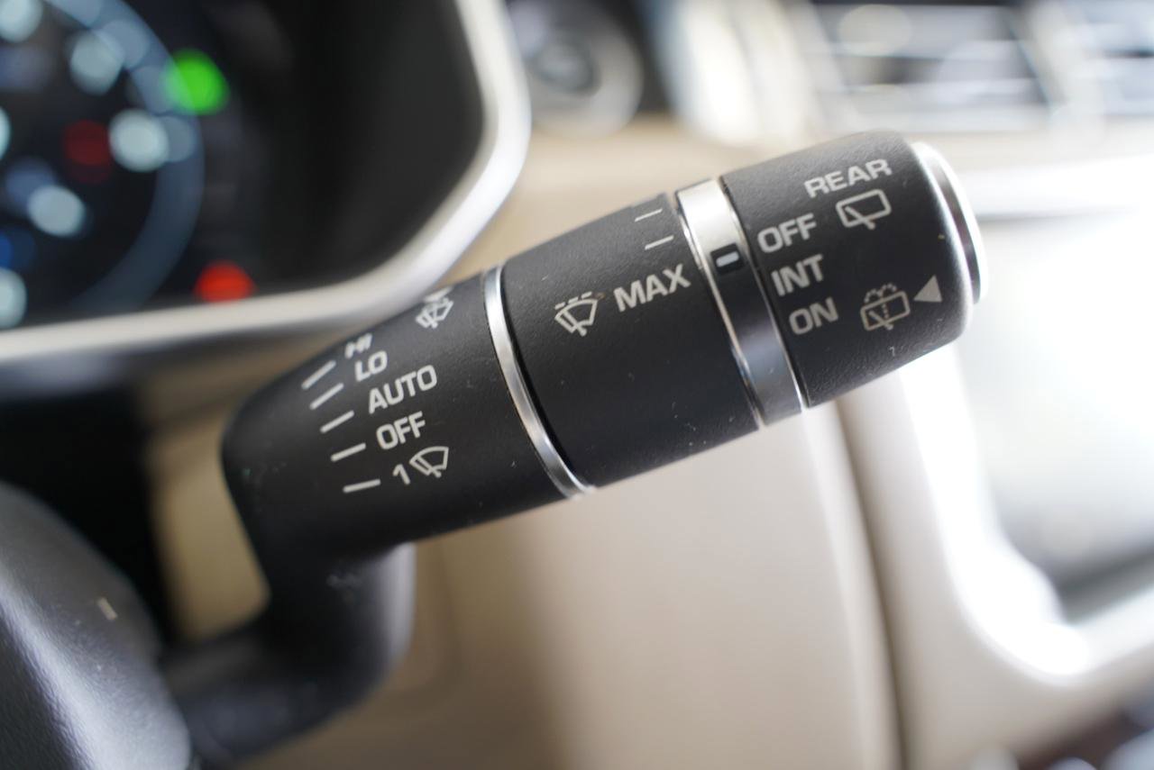 Used 2017 Land Rover Range Rover Supercharged image 15