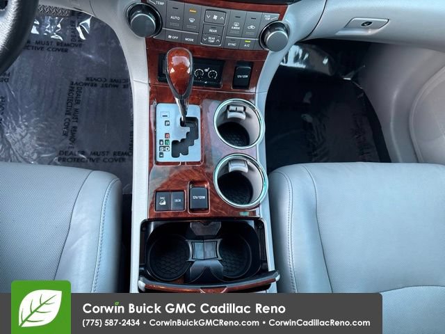Used 2013 Toyota Highlander Limited AWD/4WD image 19
