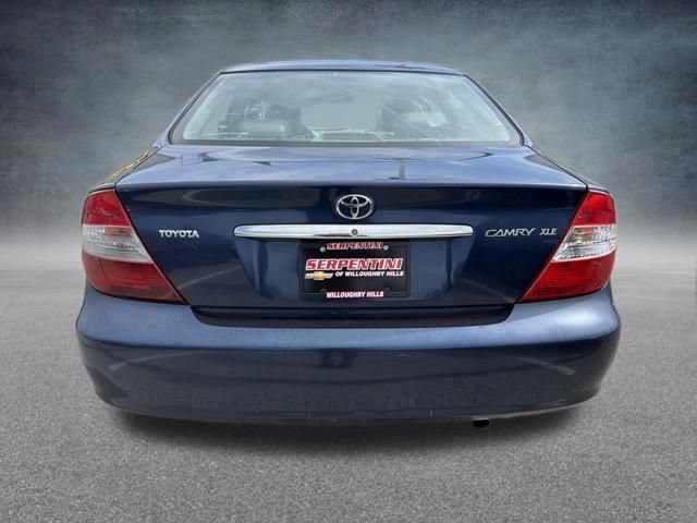 Used 2002 Toyota Camry XLE FWD image 8