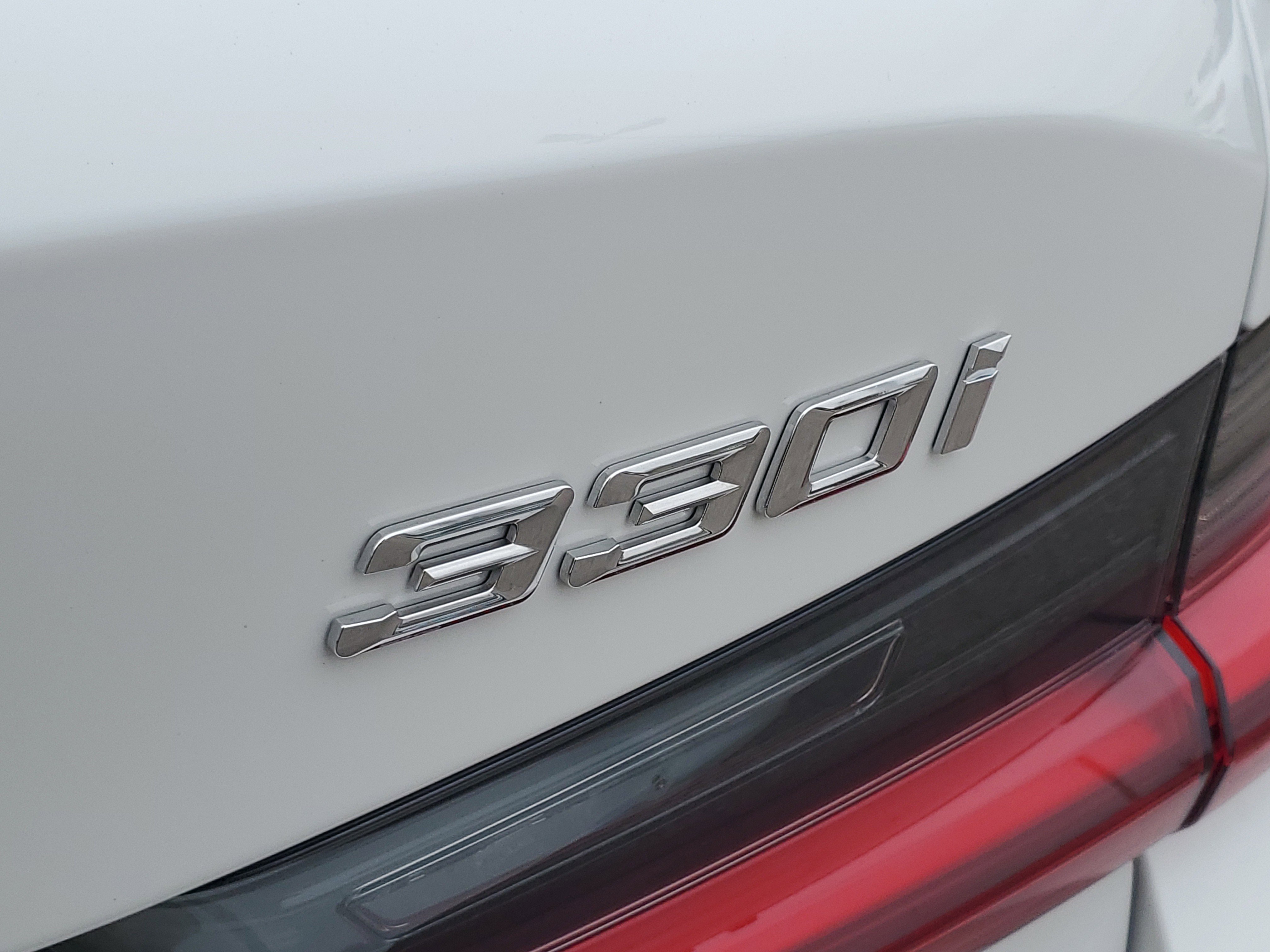 New 2026 BMW 330i xDrive Sedan w/ Premium Package image 30