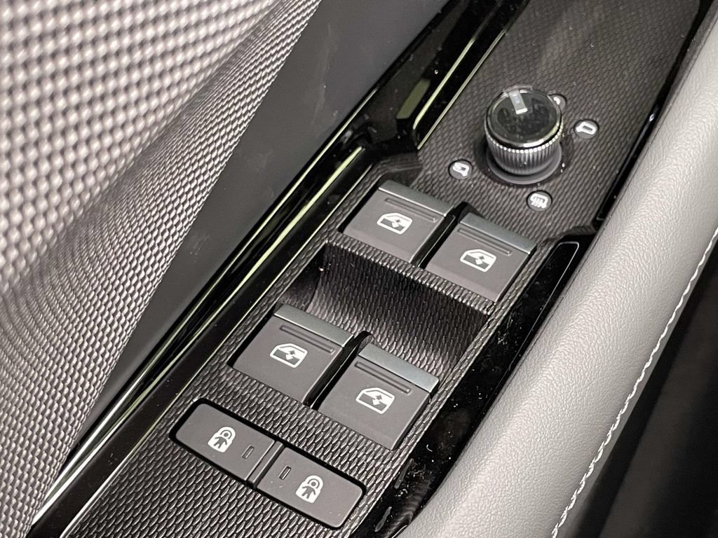 New 2026 Audi Q3 quattro 2.0T AWD/4WD image 36