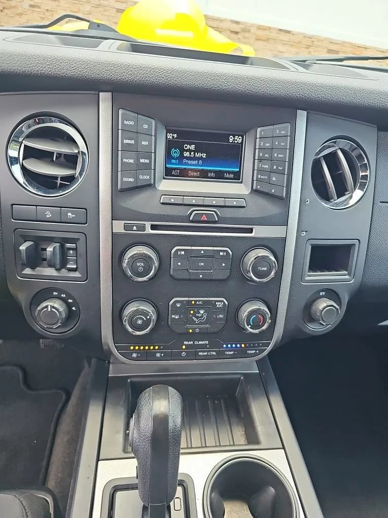Used 2016 Ford Expedition EL XL w/ Equipment Group 101A AWD/4WD image 15