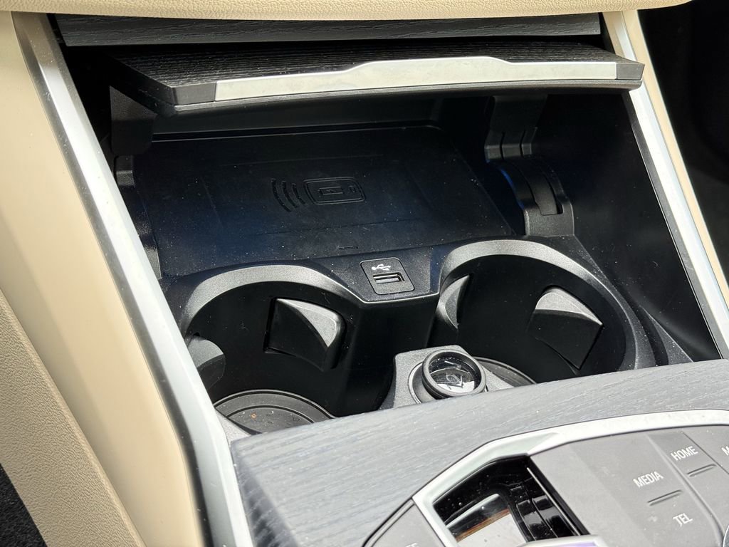 Used 2025 BMW 330i xDrive Sedan w/ Convenience Package image 27