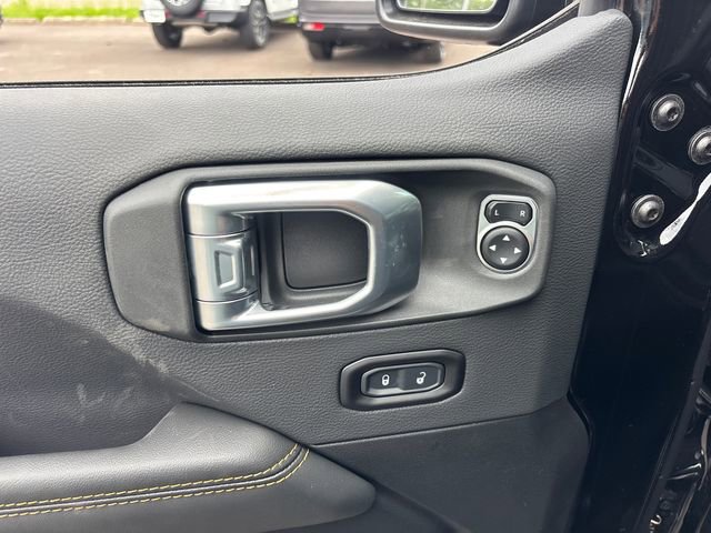 New 2026 Jeep Wrangler Unlimited Sahara AWD/4WD image 15