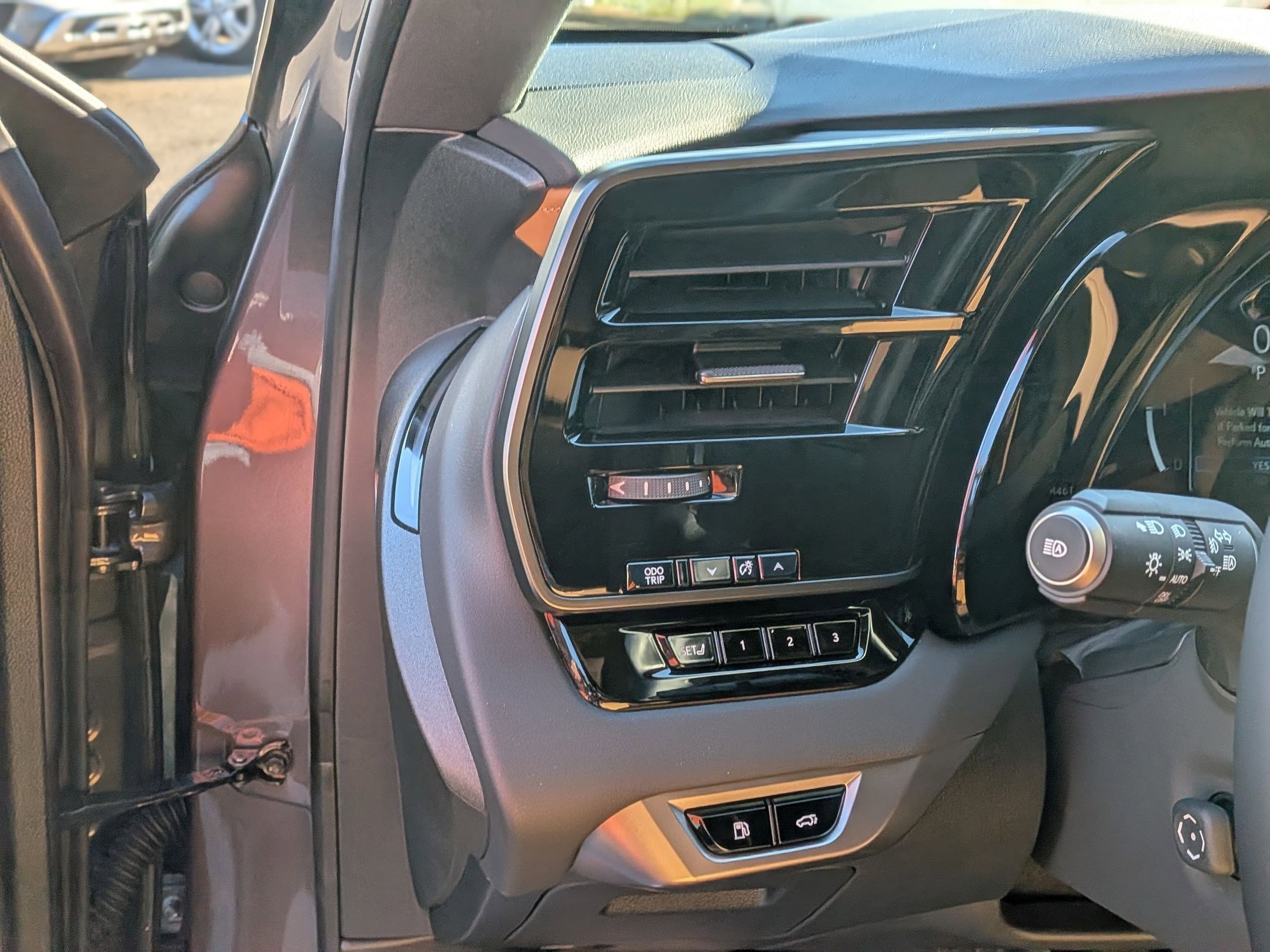 Used 2025 Lexus RX 350 Premium image 15