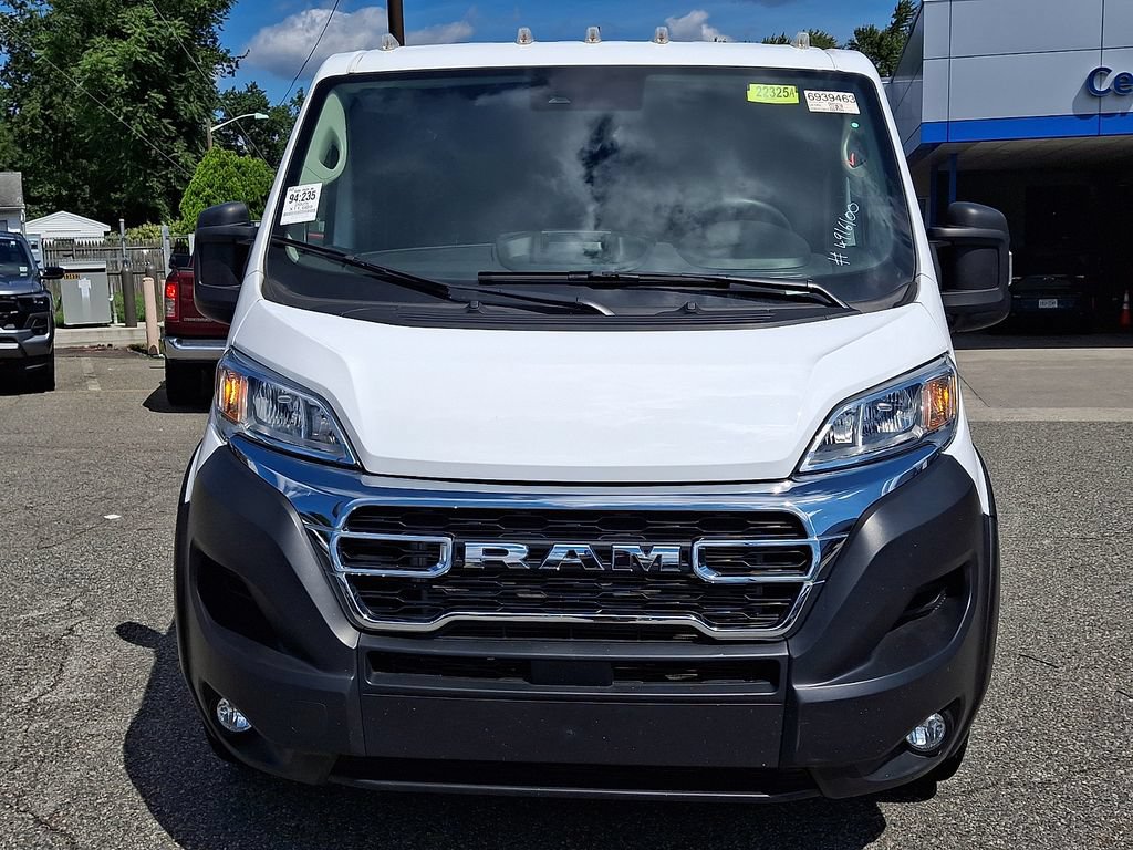 Used 2025 RAM ProMaster 2500 w/ U-Haul Equipment Group FWD image 2