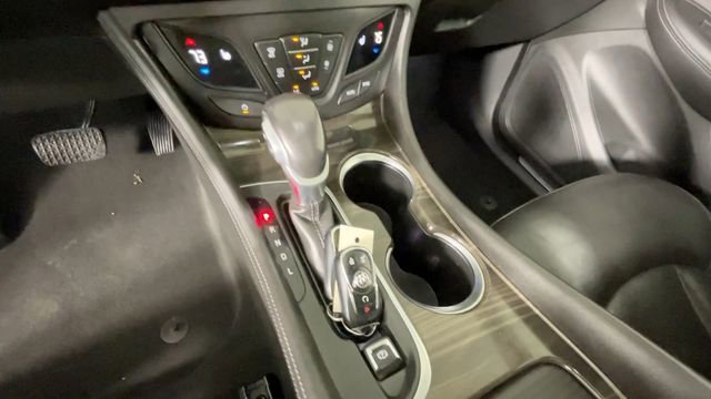 Used 2019 Buick Envision Essence FWD image 28