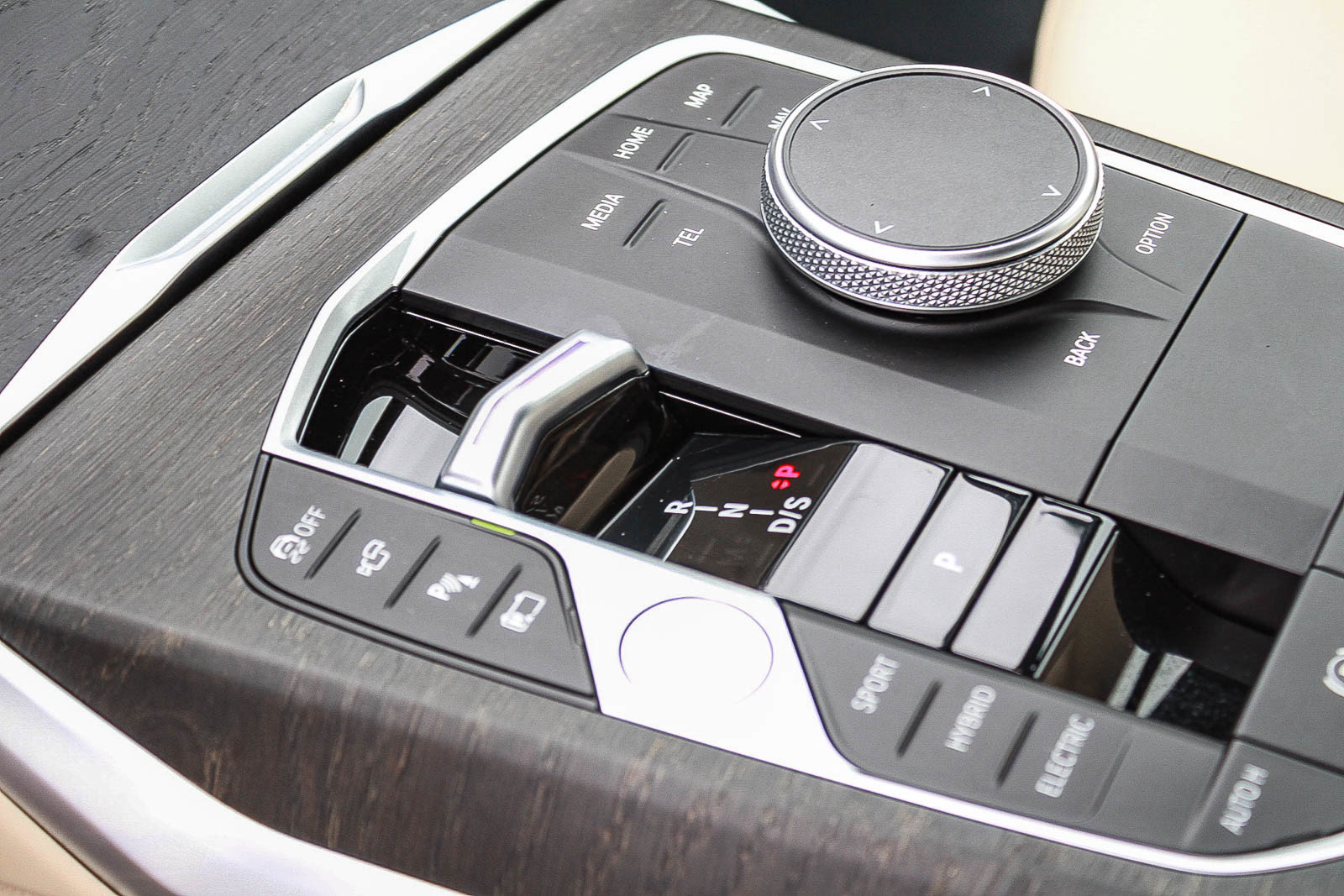 Certified 2024 BMW 330e RWD image 19