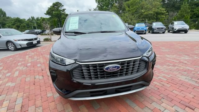 Used 2023 Ford Escape Active FWD image 4