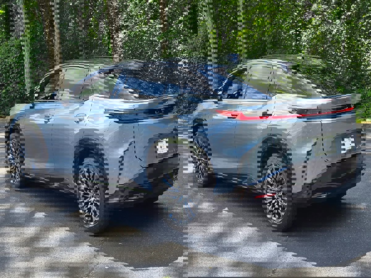 Used 2023 Lexus RZ 450e Premium w/ Accessory Package (Z1) AWD/4WD image 4