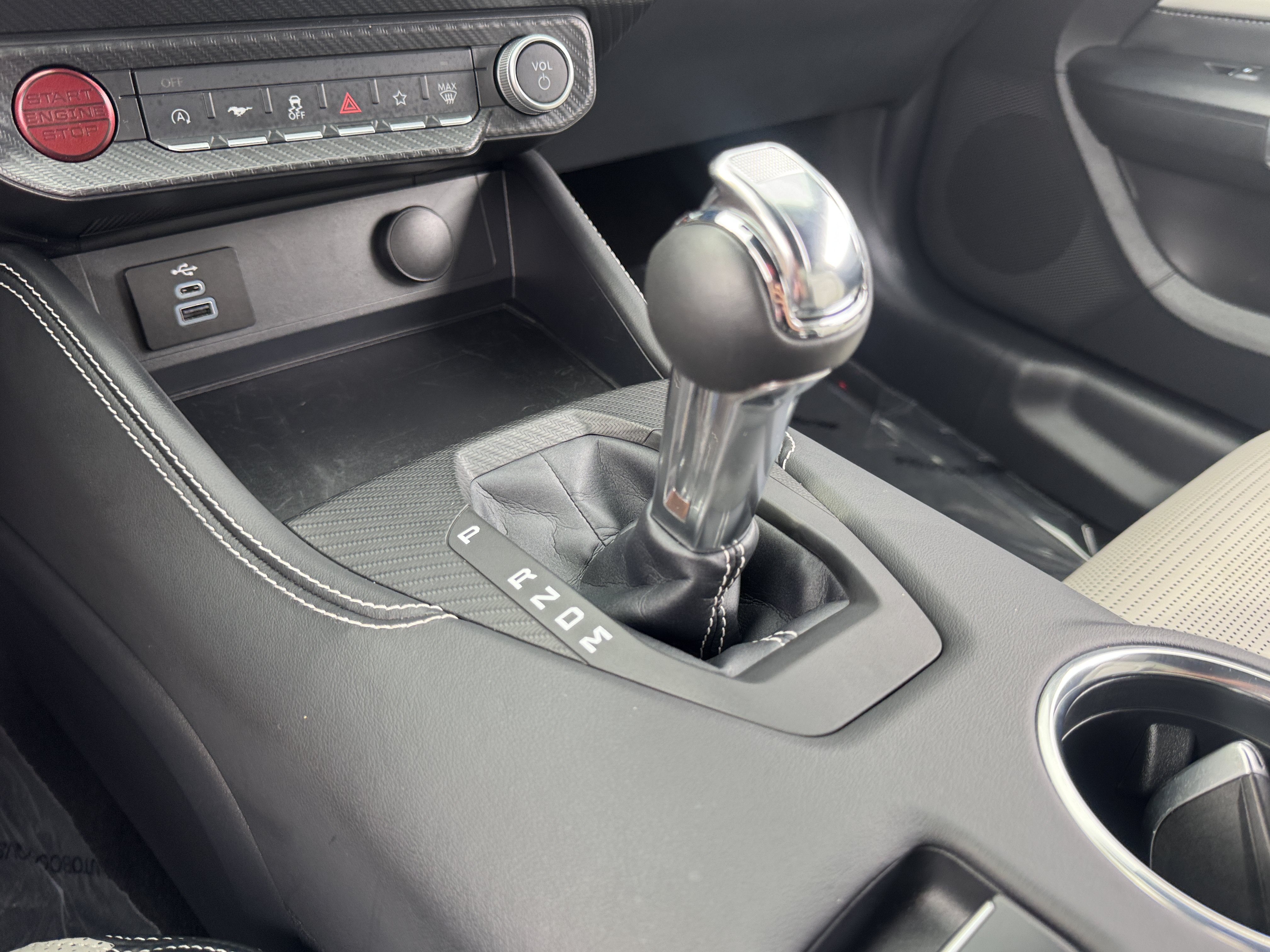 Used 2025 Ford Mustang GT Premium RWD image 30