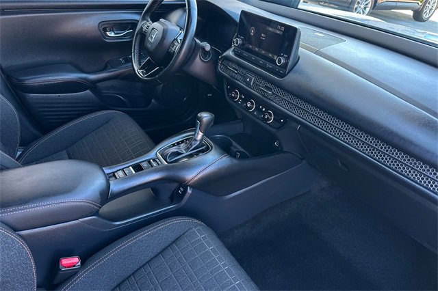 Used 2025 Honda HR-V Sport image 18