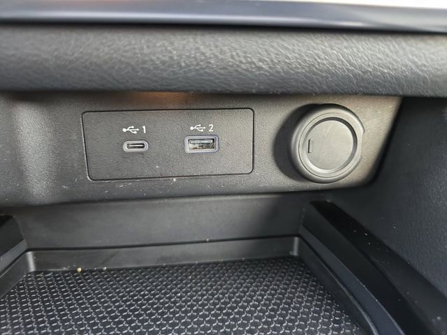 Used 2022 Nissan Rogue SV FWD image 6