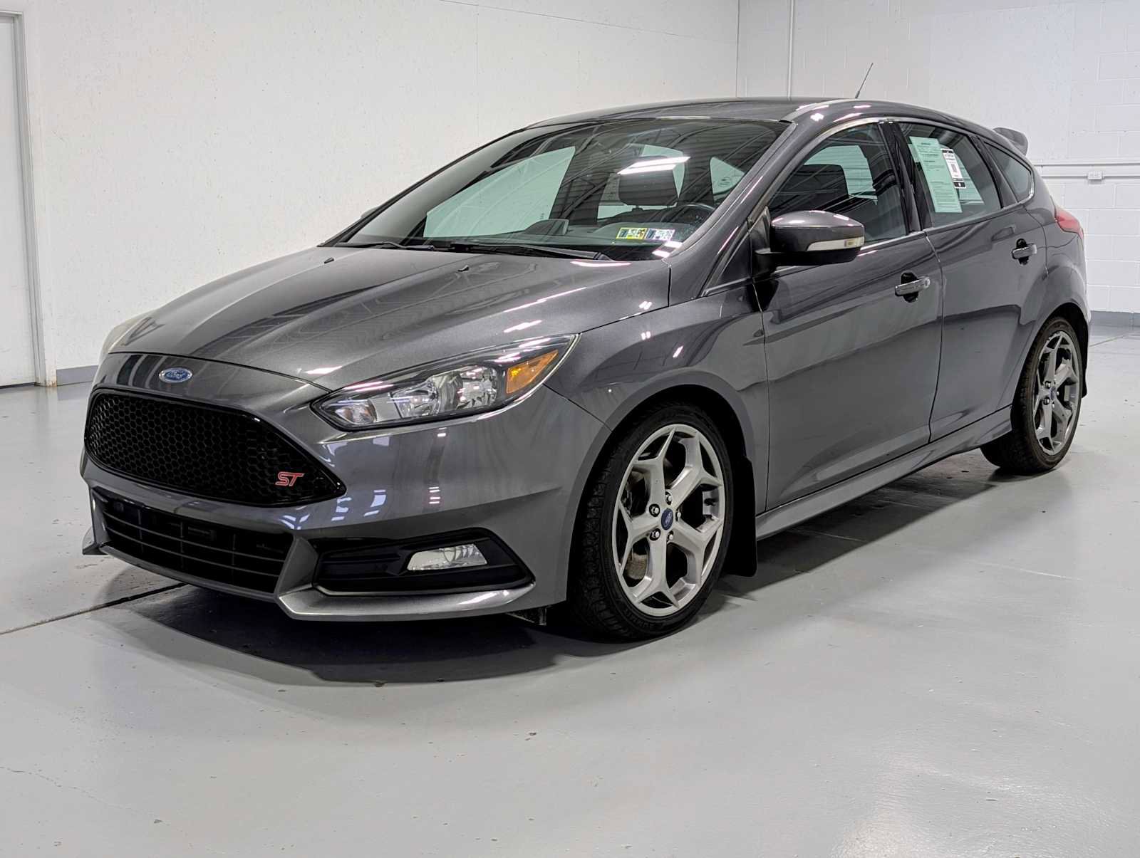 Used 2017 Ford Focus ST