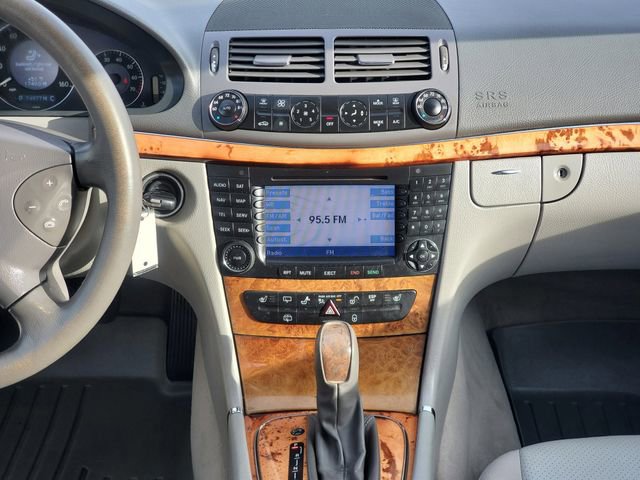 Used 2006 Mercedes-Benz E 350 4MATIC Wagon image 22