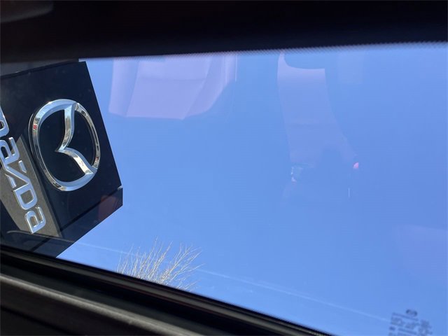 Certified 2025 MAZDA MAZDA3 Carbon w/ Appearance Package image 21