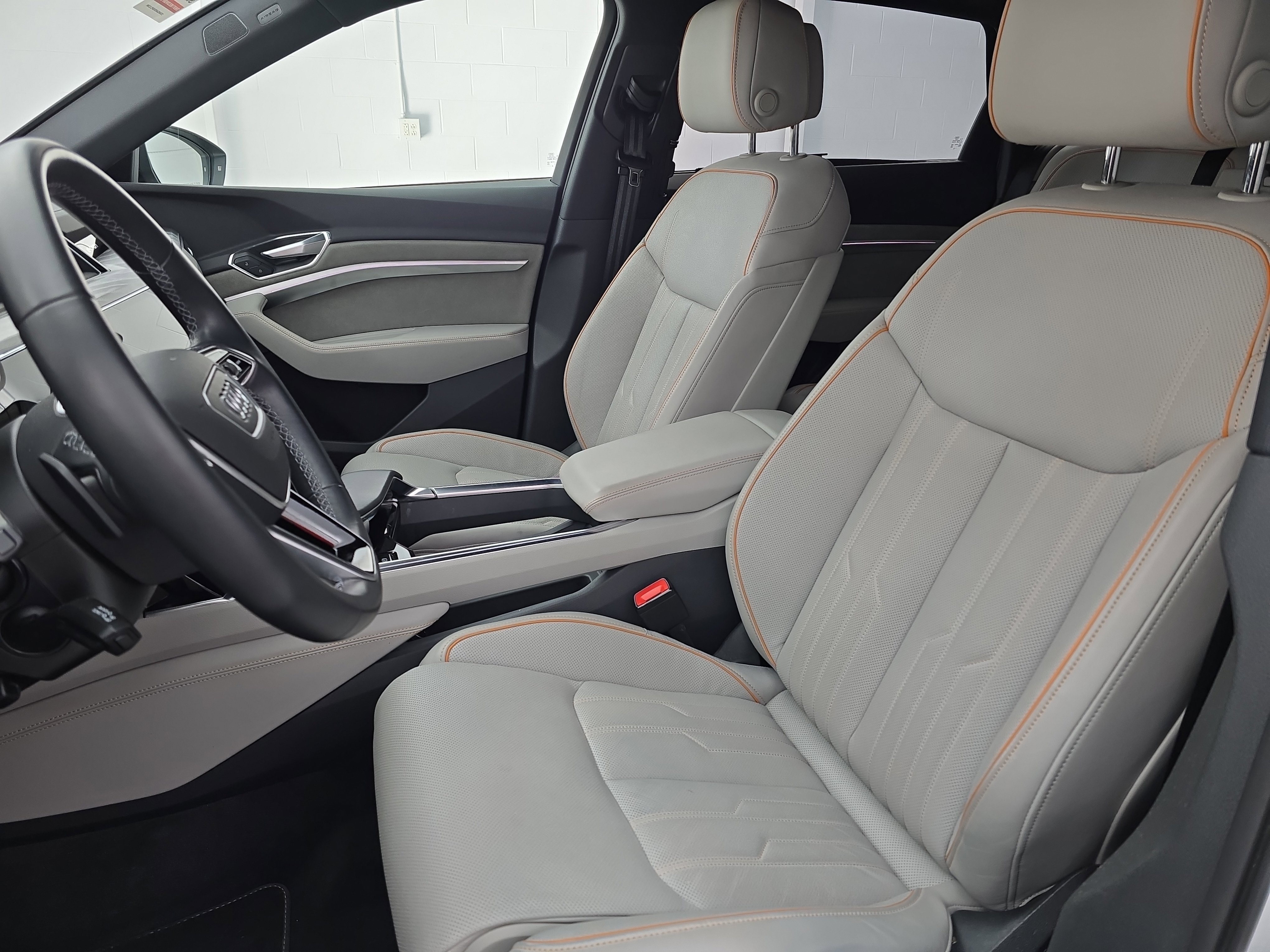 Used 2023 Audi e-tron Chronos w/ Chronos Package image 29