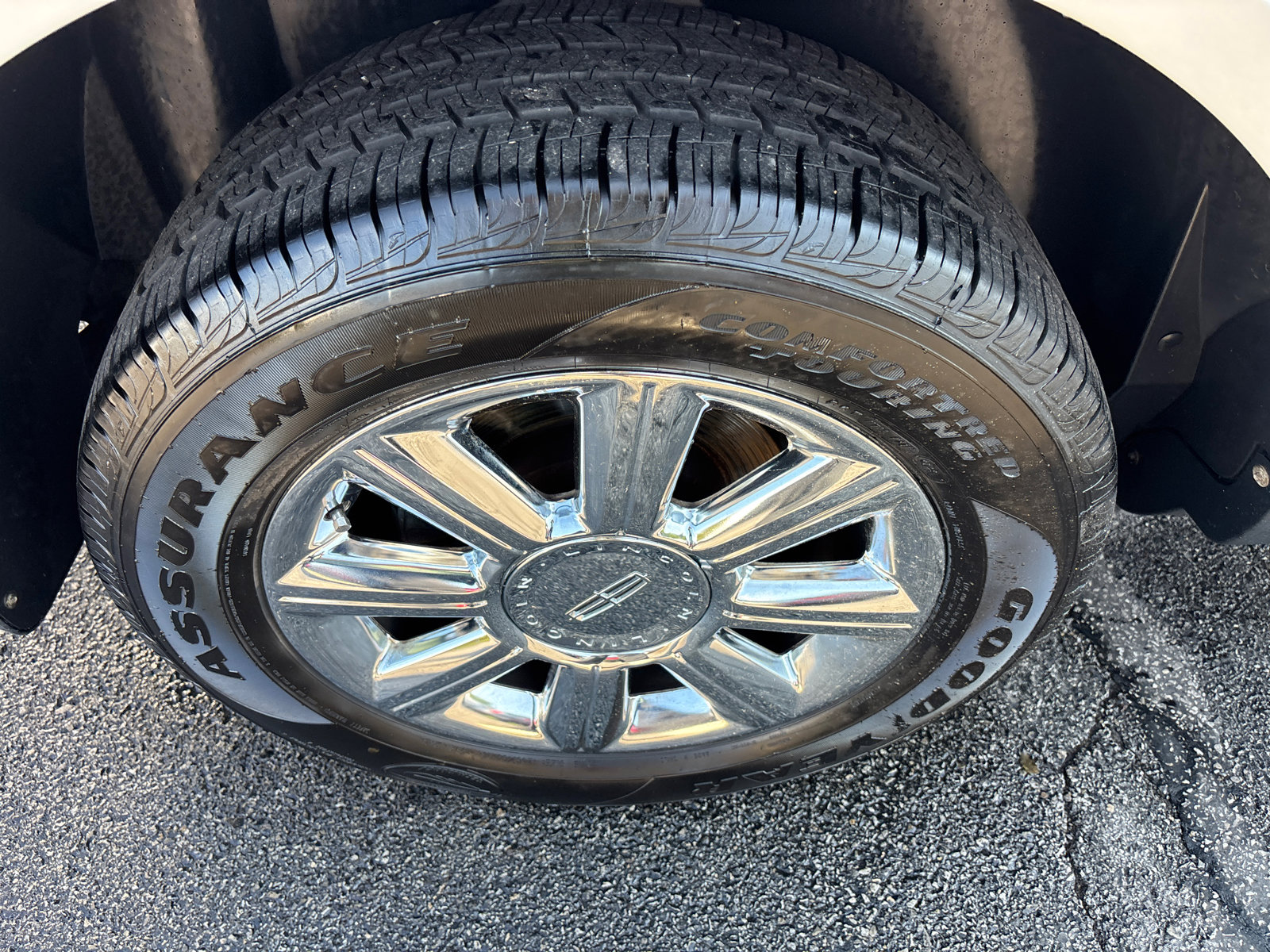 Used 2008 Lincoln MKX 2WD image 10