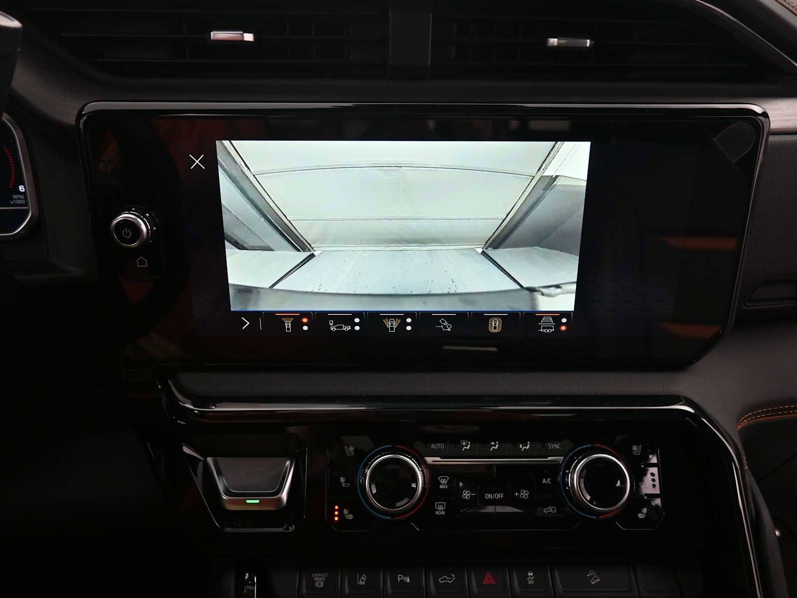 Certified 2024 GMC Sierra 2500 AT4 w/ AT4 Premium Plus Package image 16