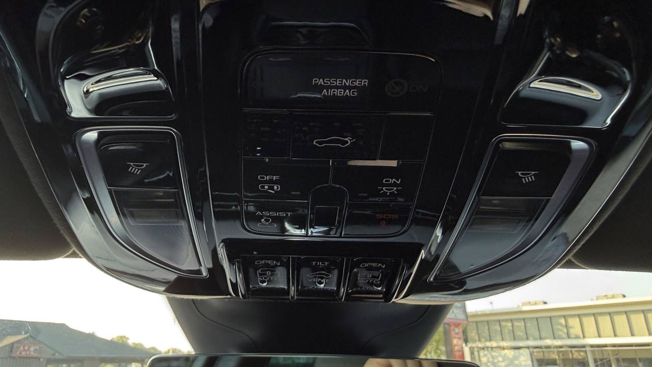 Used 2024 Maserati Grecale GT AWD/4WD image 57