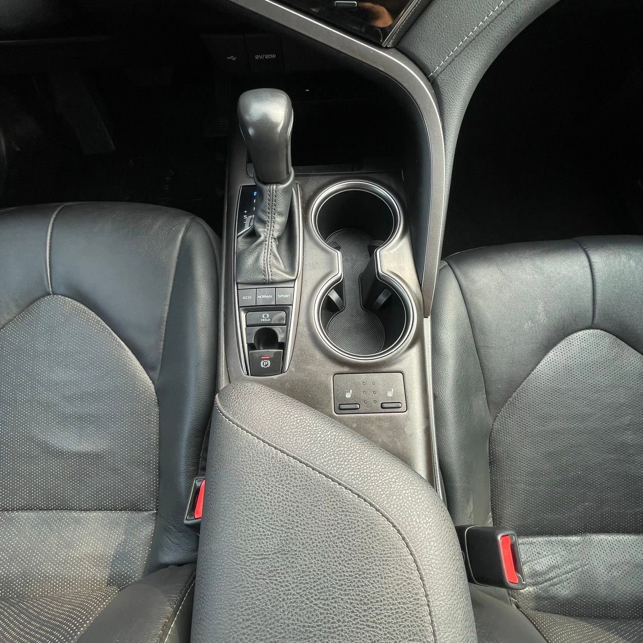 Used 2024 Toyota Camry XSE FWD image 20
