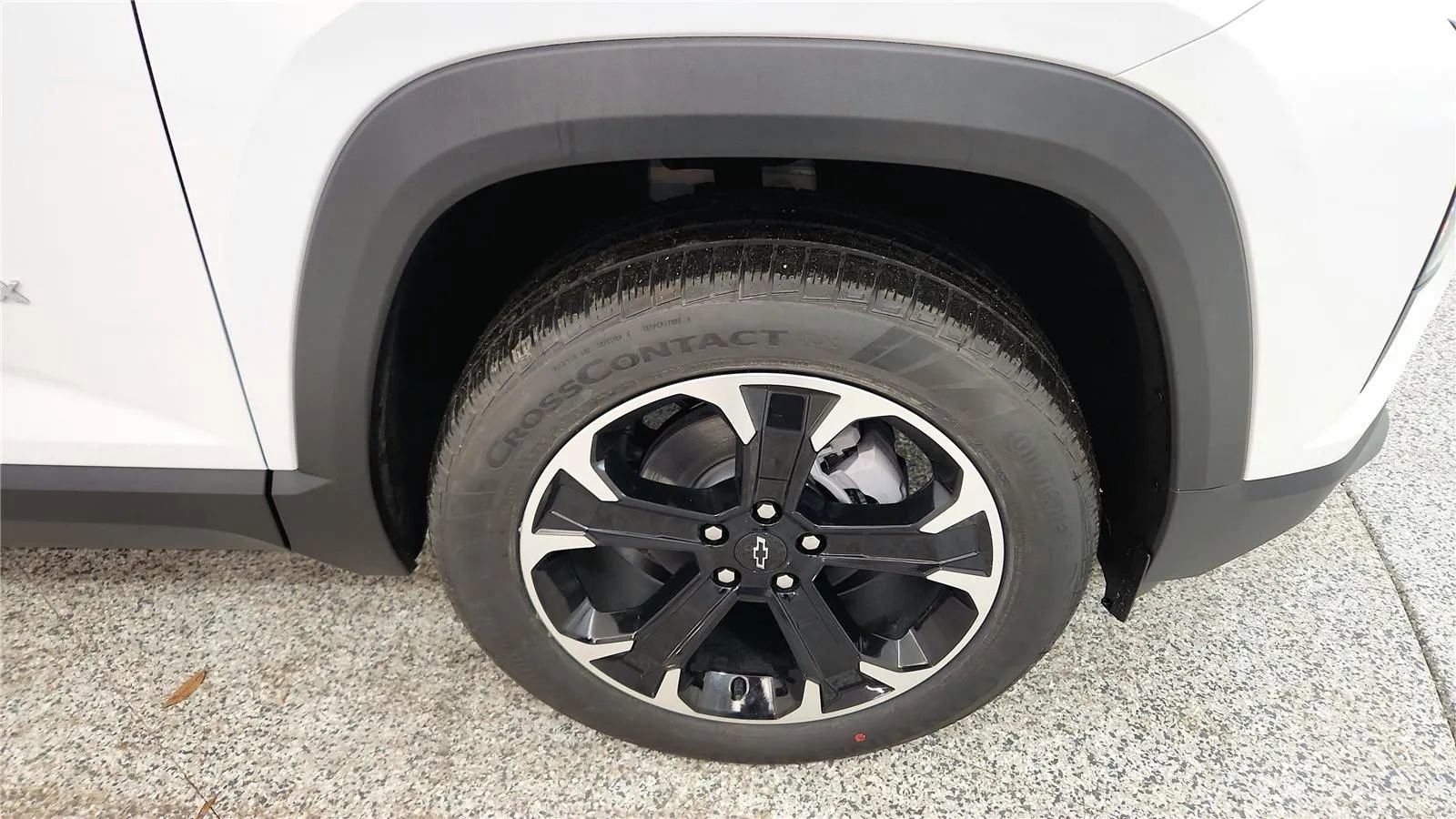 New 2026 Chevrolet Equinox LT image 13