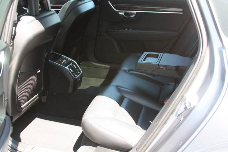 Used 2018 Volvo S90 T6 Momentum w/ Convenience Package AWD/4WD image 40