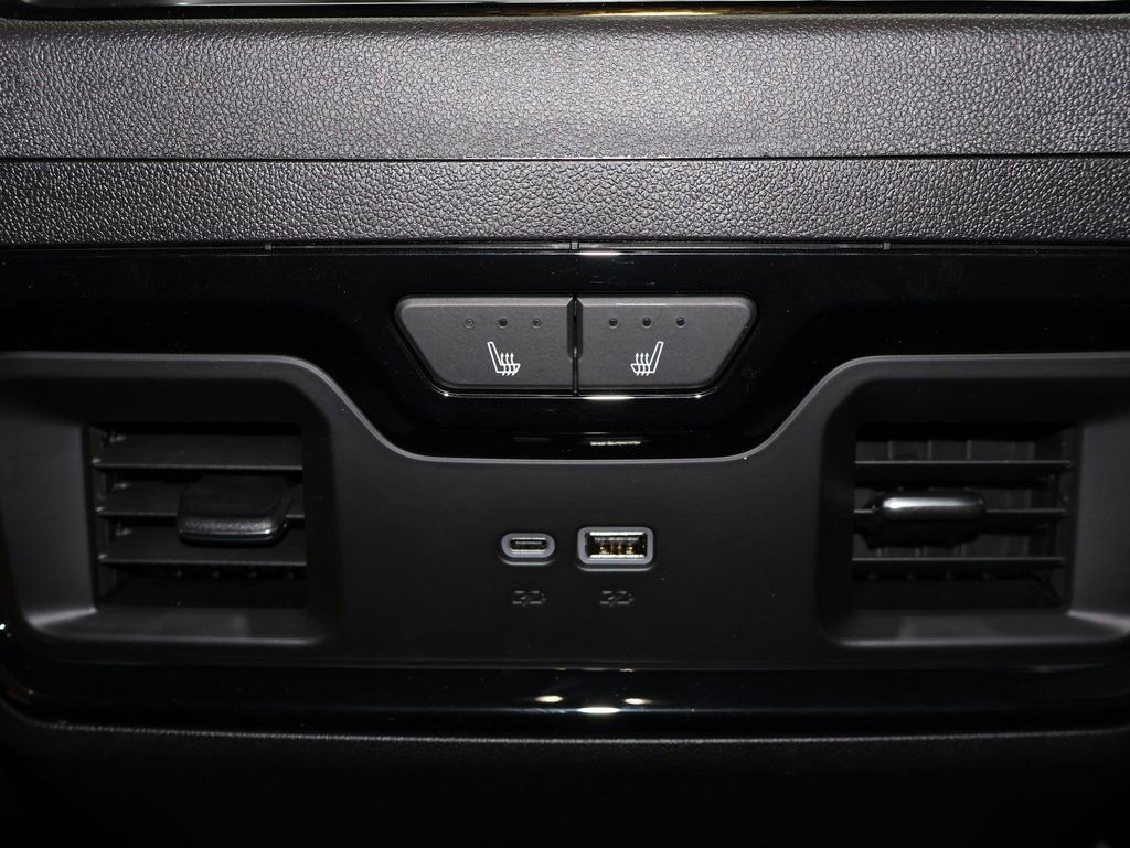 New 2026 GMC Sierra 1500 AT4 w/ AT4 Premium Package image 33