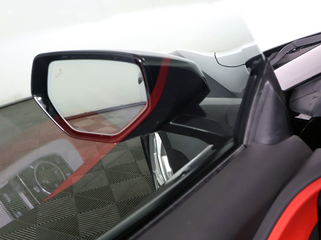 Used 2020 Chevrolet Corvette Stingray Premium Cpe w/ 3LT Preferred Equipment Group image 31