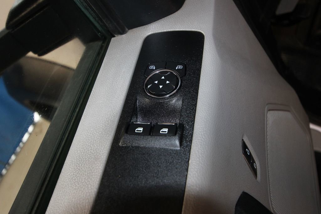 Used 2019 Ford F550 4x4 Regular Cab Super Duty image 6