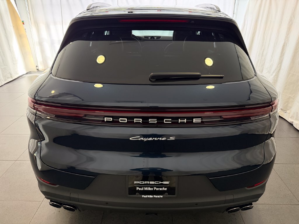 New 2026 Porsche Cayenne S AWD/4WD image 8