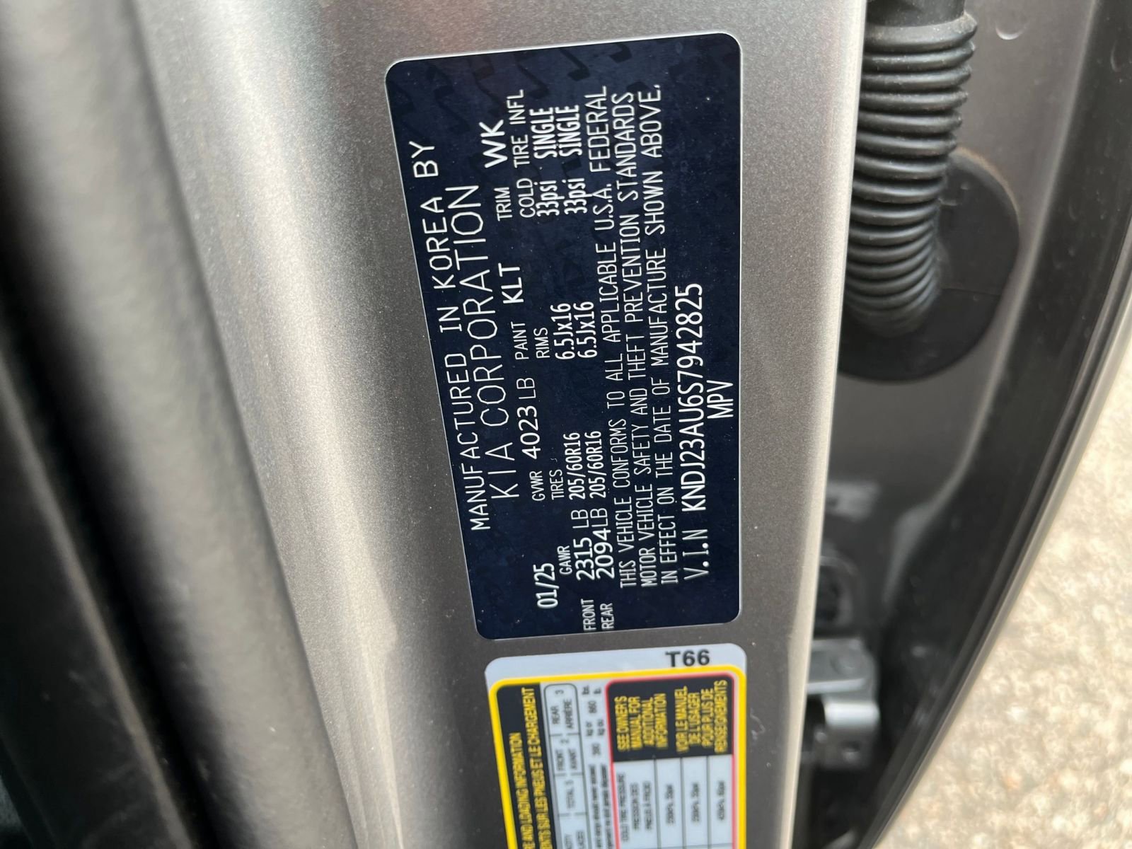 Used 2025 Kia Soul LX w/ LX Technology Package image 23