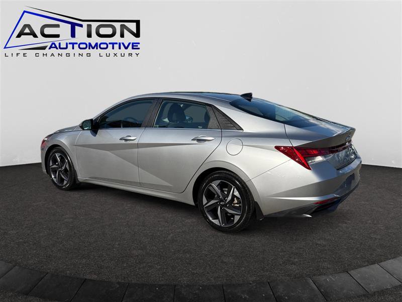 Used 2022 Hyundai Elantra SEL w/ Convenience + Premium Package image 6