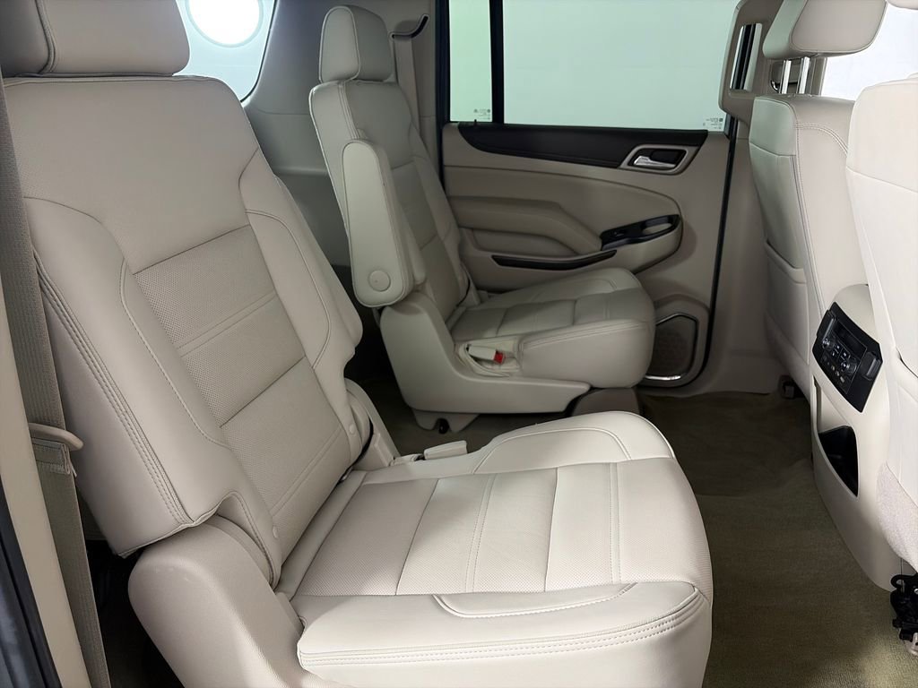 Used 2019 GMC Yukon XL Denali w/ Open Road Package AWD/4WD image 28