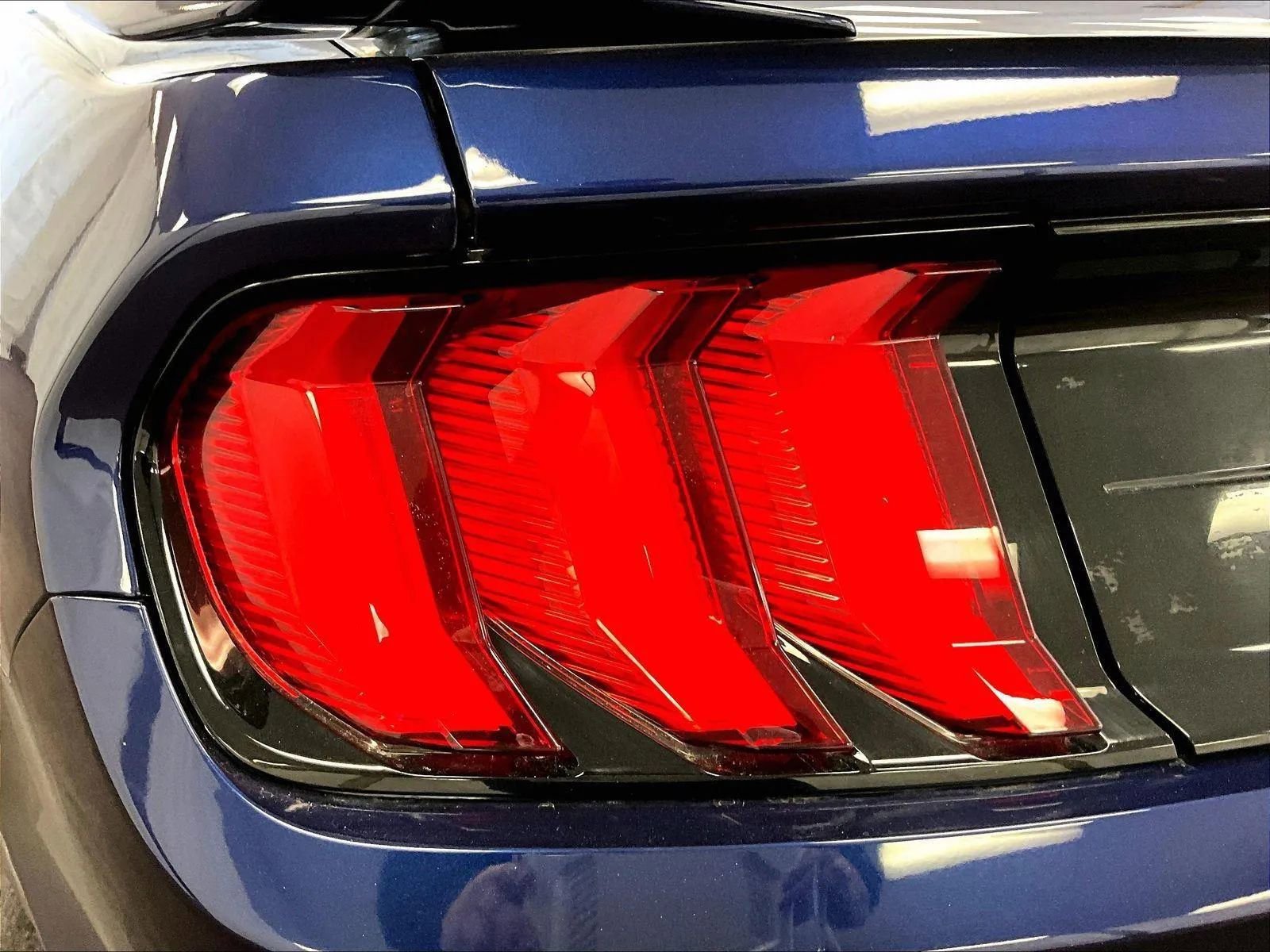 Used 2018 Ford Mustang Premium w/ Ecoboost Performance Package image 28