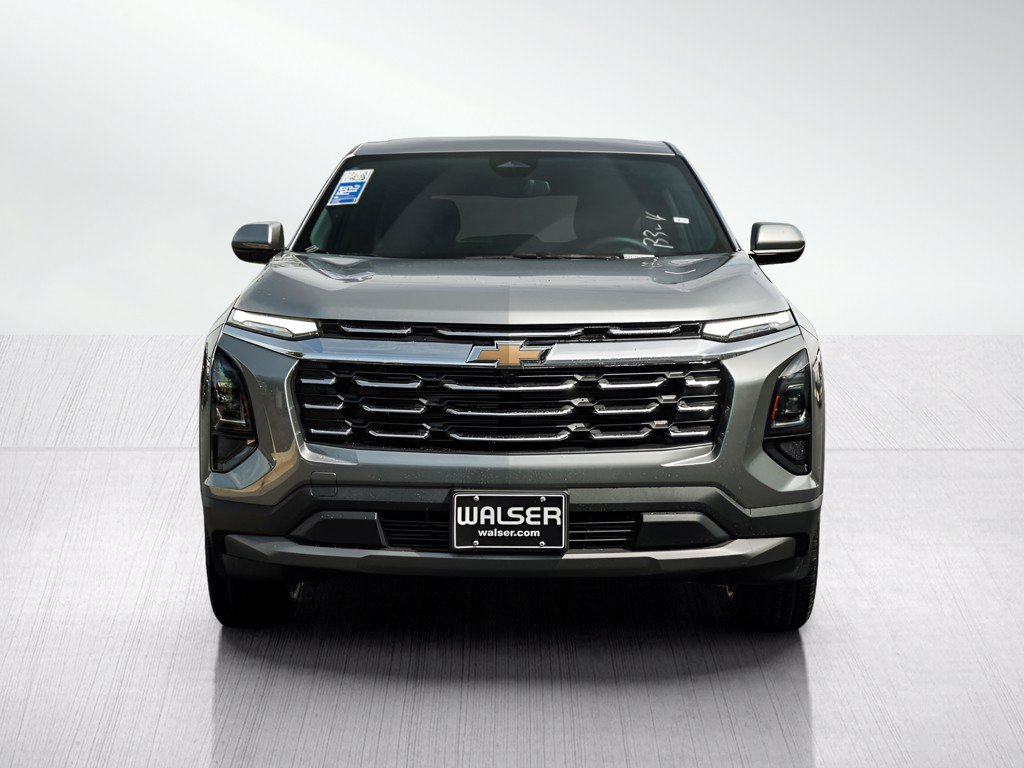 New 2027 Chevrolet Equinox LT FWD image 2