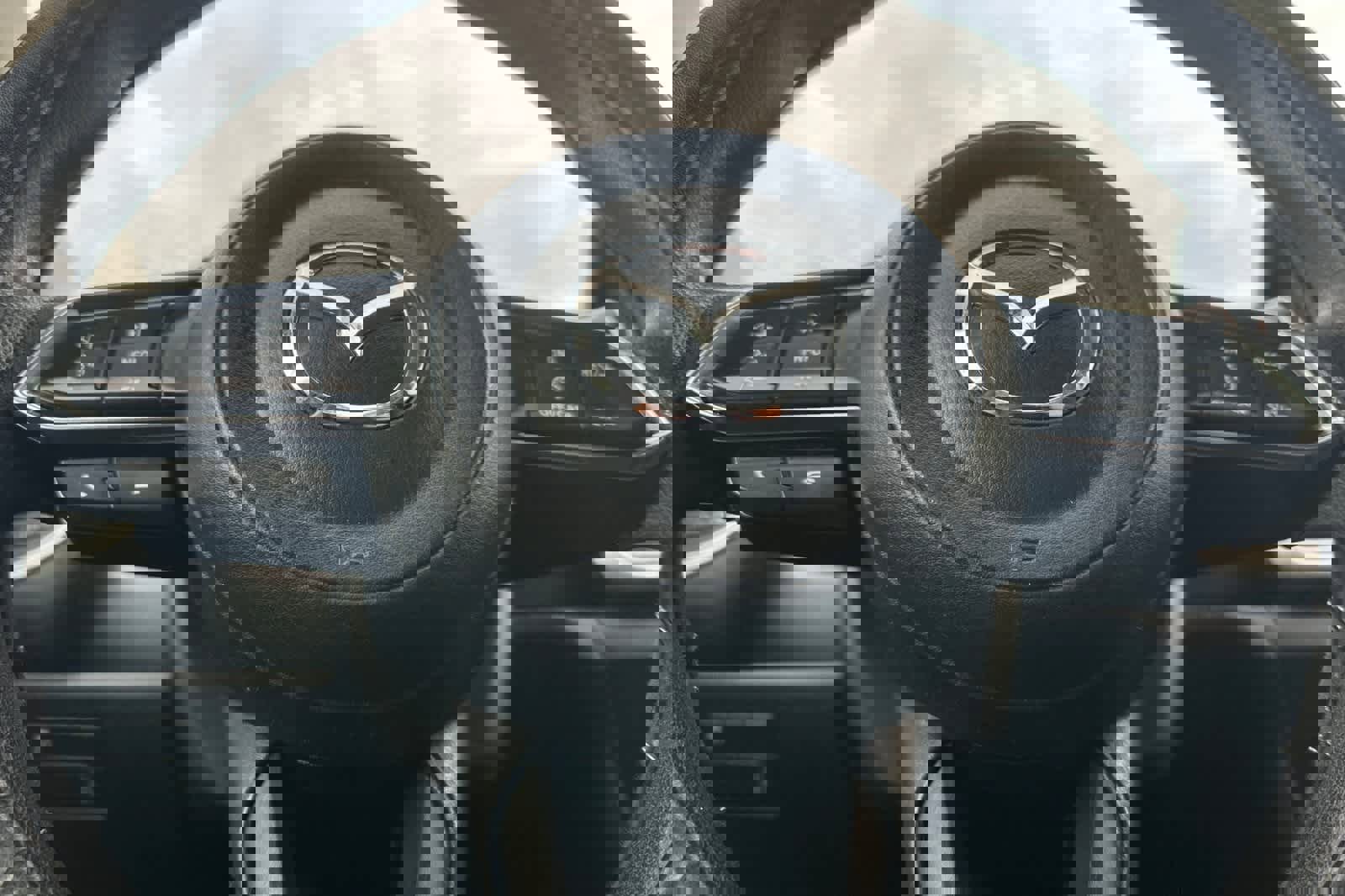 Used 2018 MAZDA MAZDA3 Sport image 24