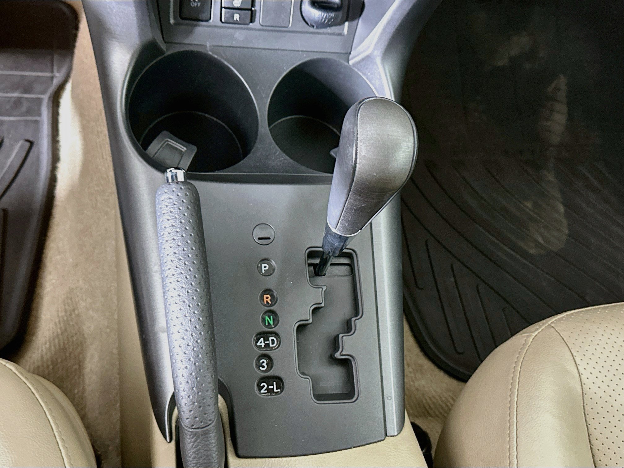 Used 2011 Toyota RAV4 Limited w/ Limited Extra Value Pkg AWD/4WD image 23