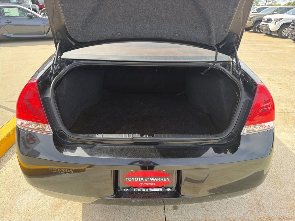 Used 2010 Chevrolet Impala LT FWD image 23
