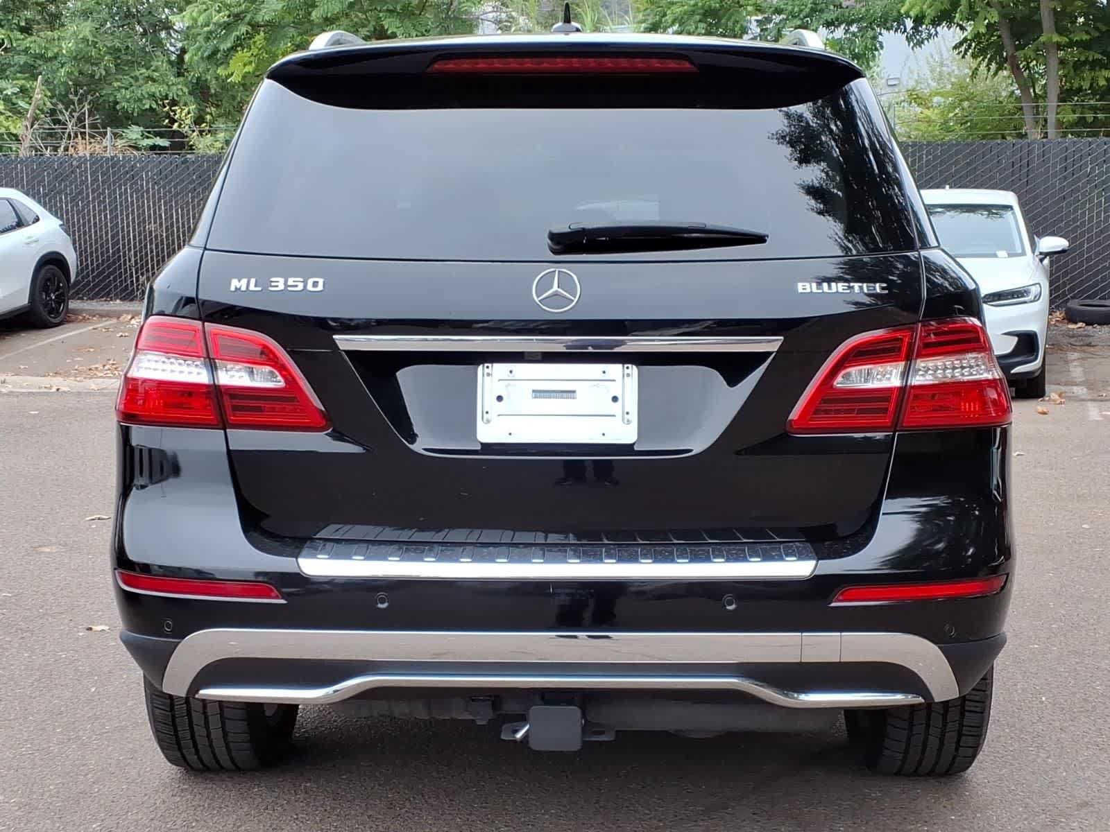 Used 2012 Mercedes-Benz ML 350 BlueTEC 4MATIC image 5
