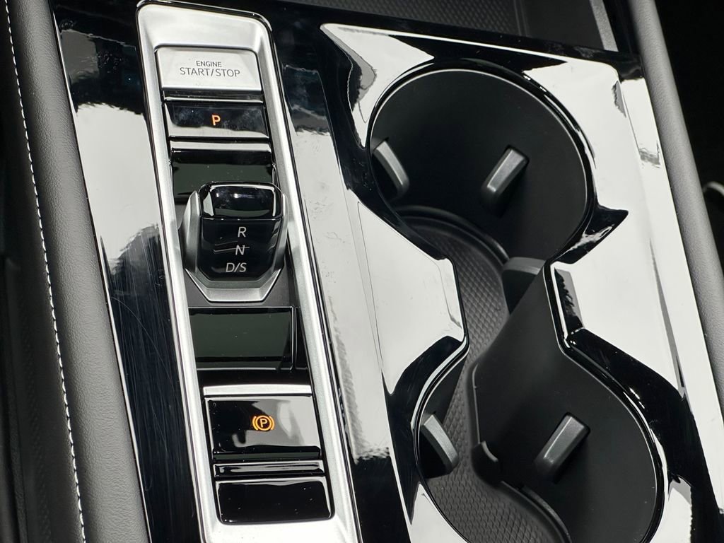 New 2026 Volkswagen Atlas Cross Sport SE image 17