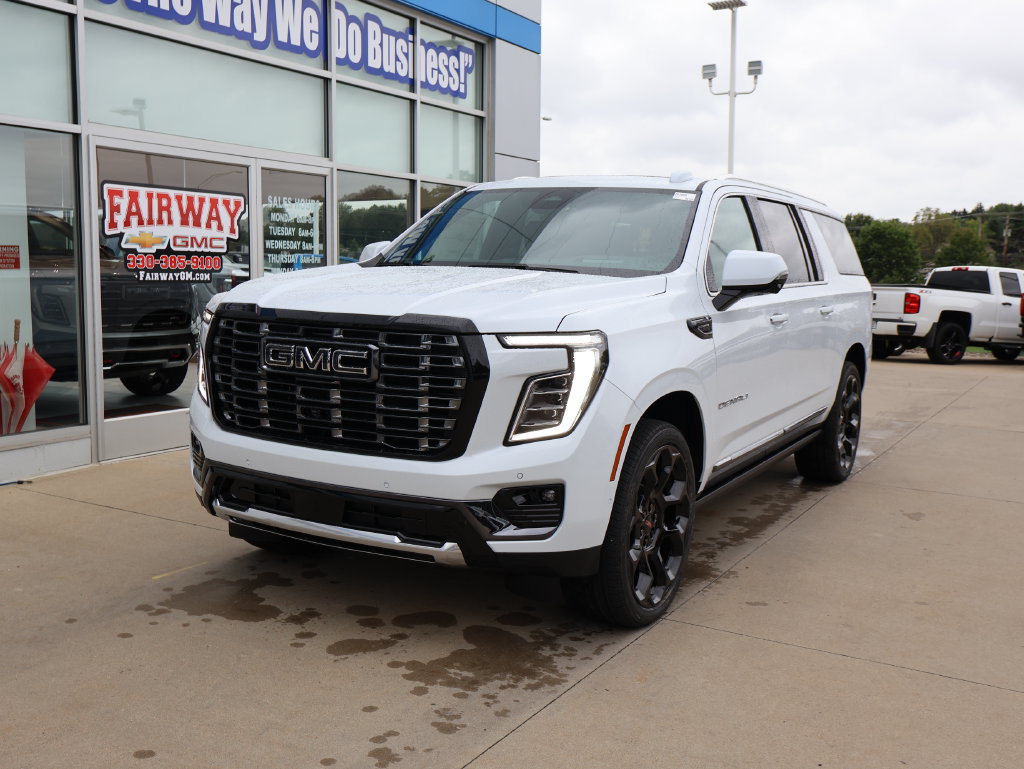 New 2026 GMC Yukon XL Denali Ultimate w/ LPO, Floor Liner Package AWD/4WD image 6
